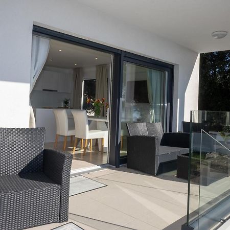 Paradise On The Beach Apartments Bibinje Exterior photo