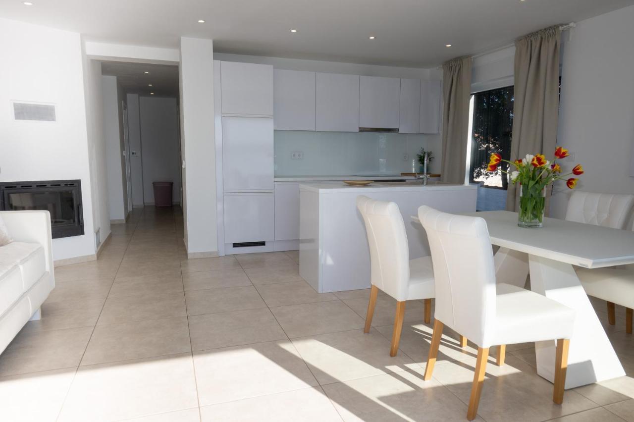 Paradise On The Beach Apartments Bibinje Exterior photo